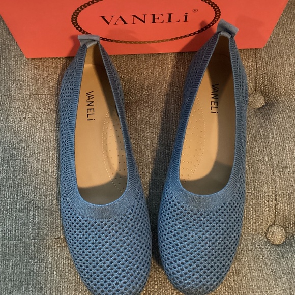 VANELi Suvi Knit Flat (Women) 9.5M - Picture 1 of 10